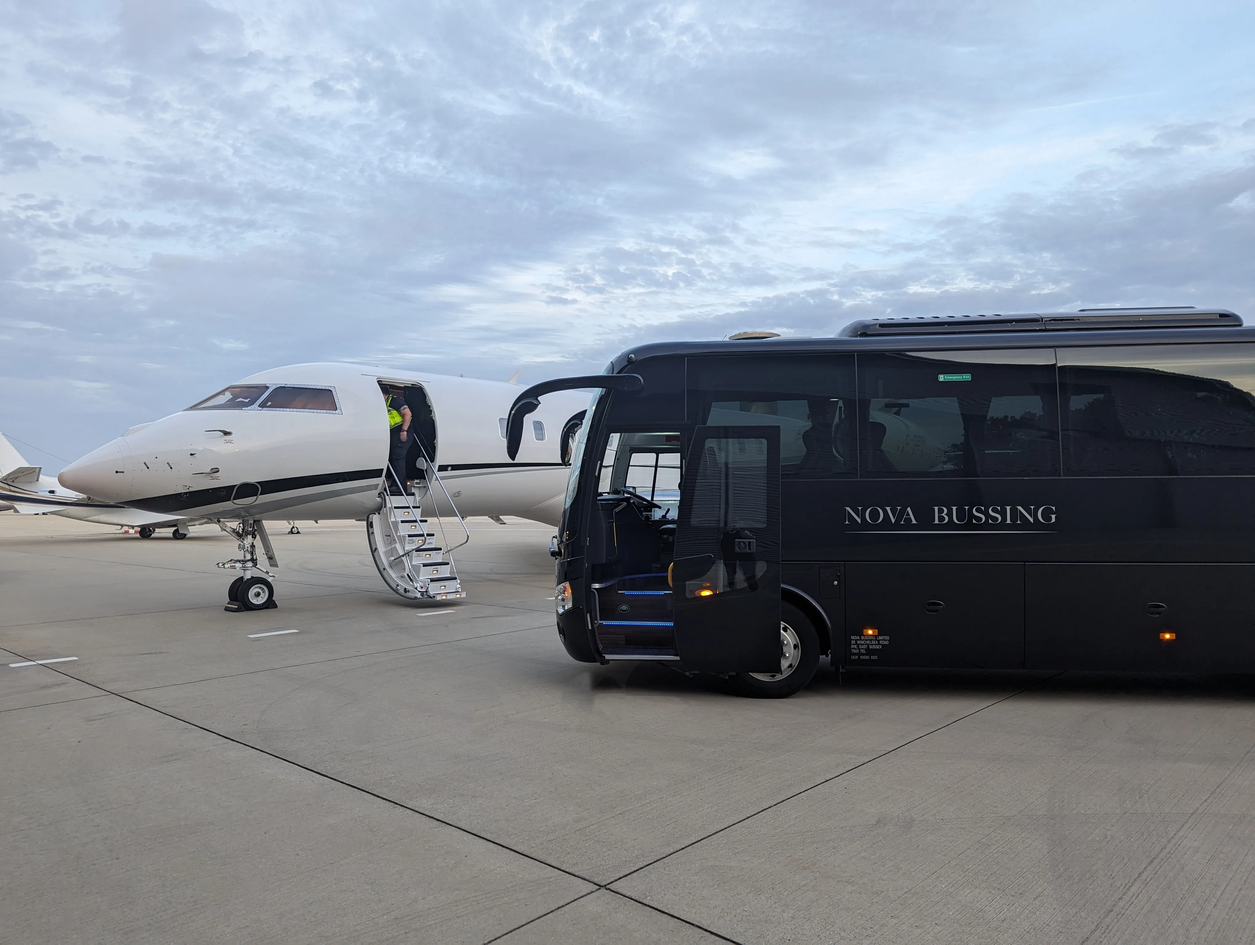 luxury coach 